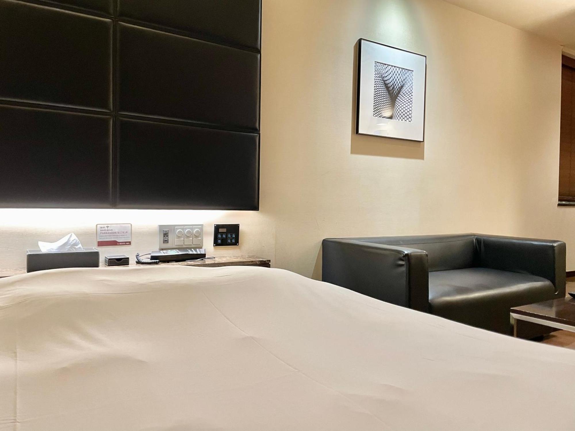 Hotel Bix チェックイン23時 変更不可 (Adults Only) — Photos 2